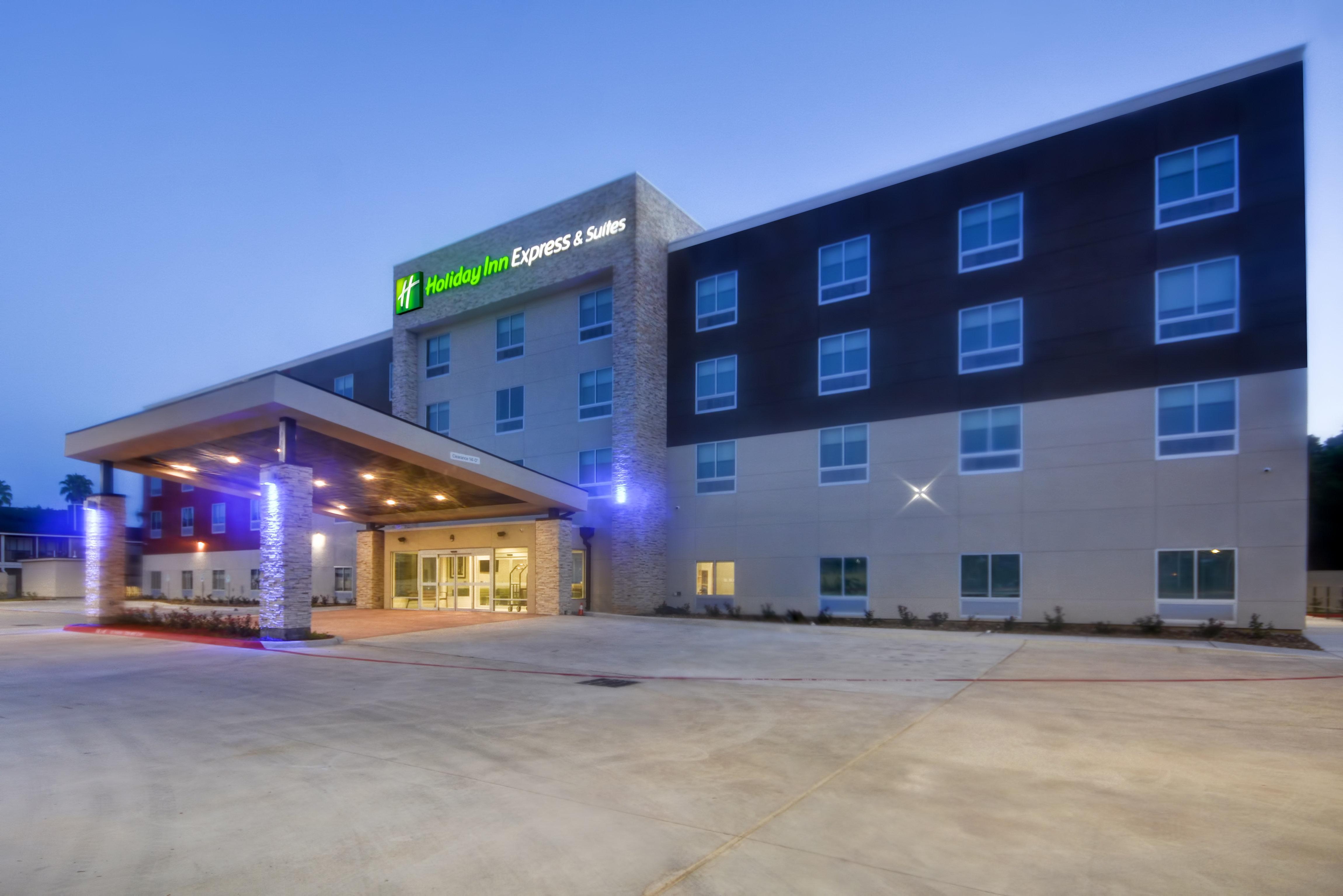 Holiday Inn Express & Suites - Houston Nasa - Boardwalk Area By Ihg Seabrook Exterior photo
