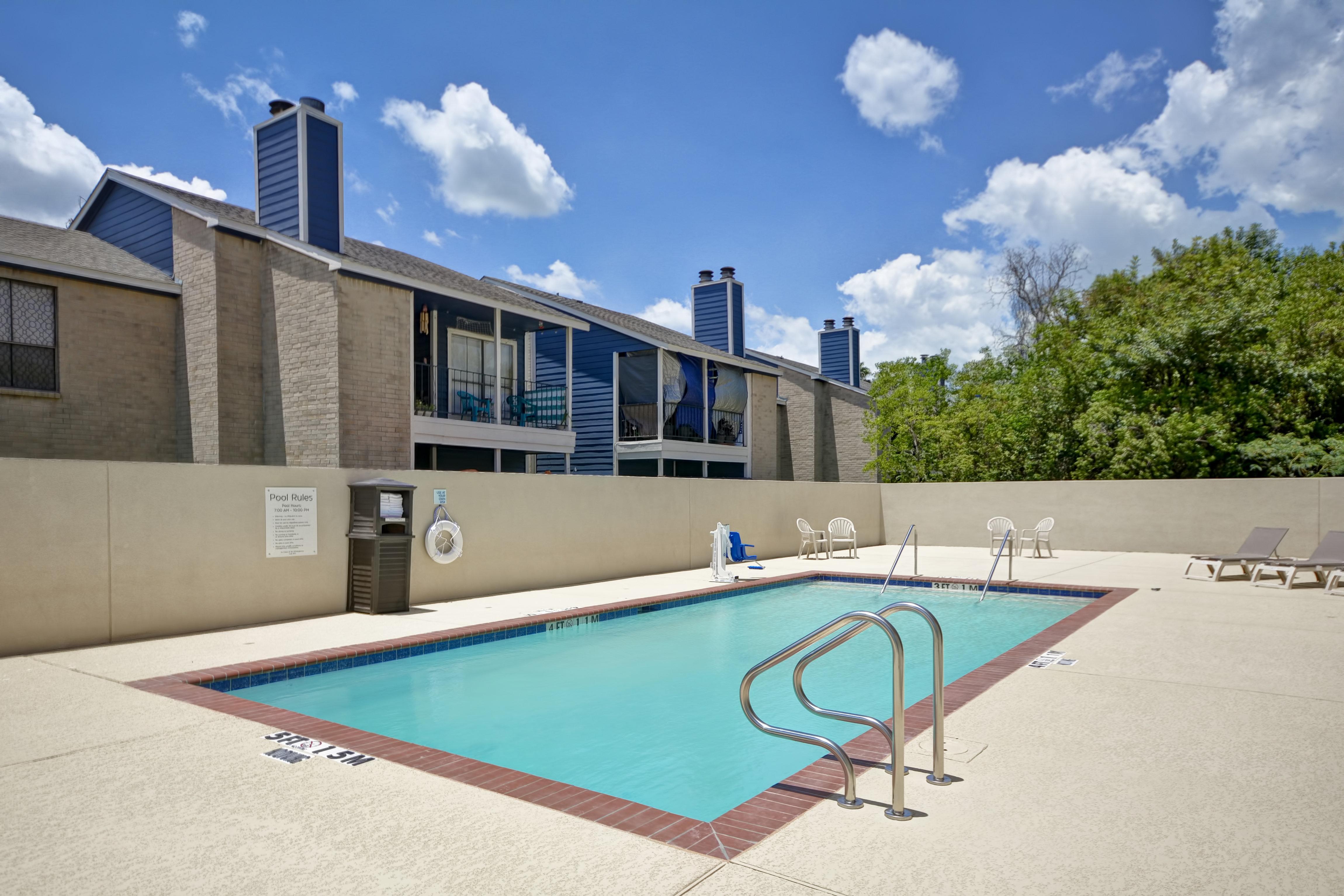 Holiday Inn Express & Suites - Houston Nasa - Boardwalk Area By Ihg Seabrook Exterior photo