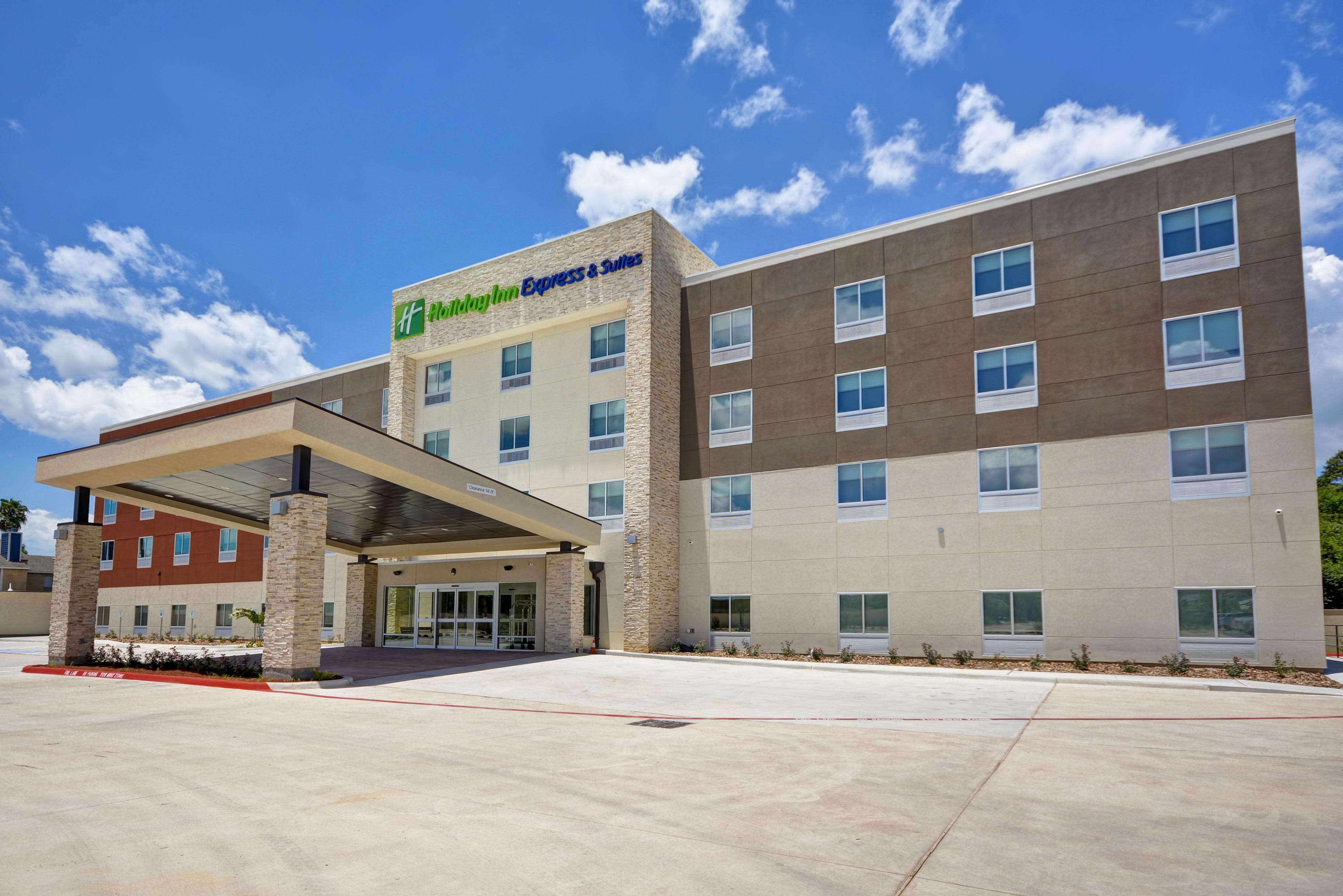 Holiday Inn Express & Suites - Houston Nasa - Boardwalk Area By Ihg Seabrook Exterior photo